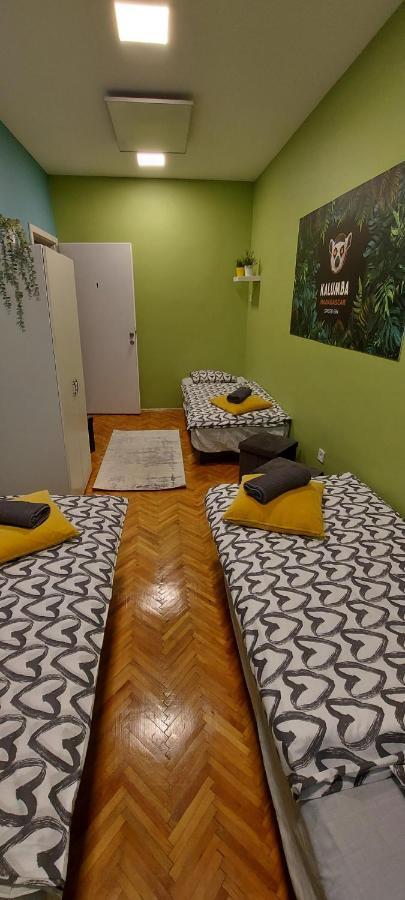 K21 Party Apartment Hotel With Inhouse Ruin Pub Budapest Ngoại thất bức ảnh