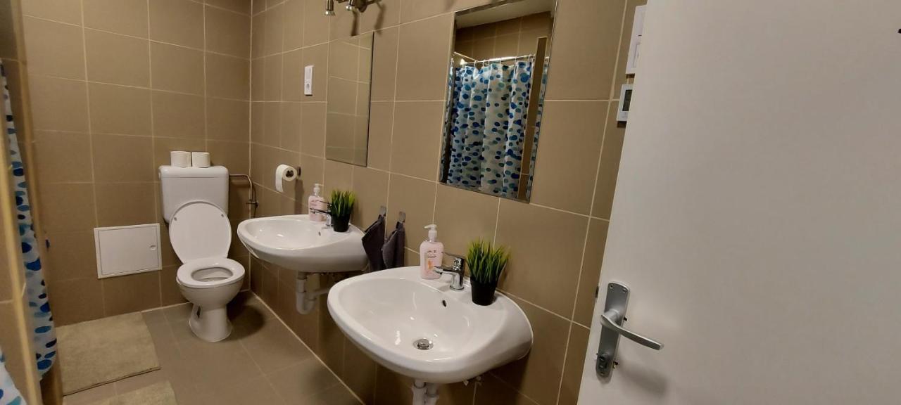 K21 Party Apartment Hotel With Inhouse Ruin Pub Budapest Ngoại thất bức ảnh